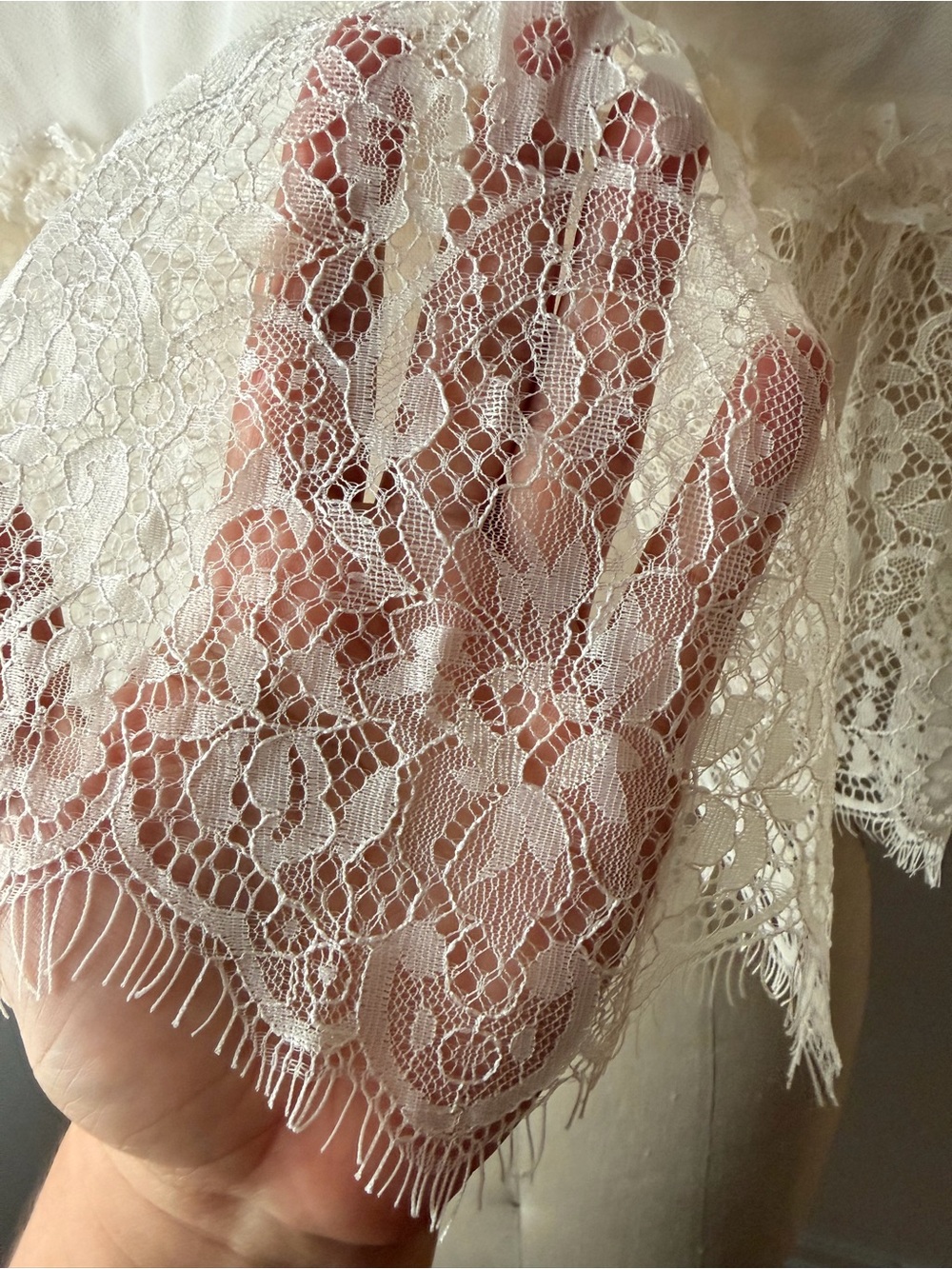 IVORY MAXI SKIRT WITH LACE TRIM - Picture 5 of 6